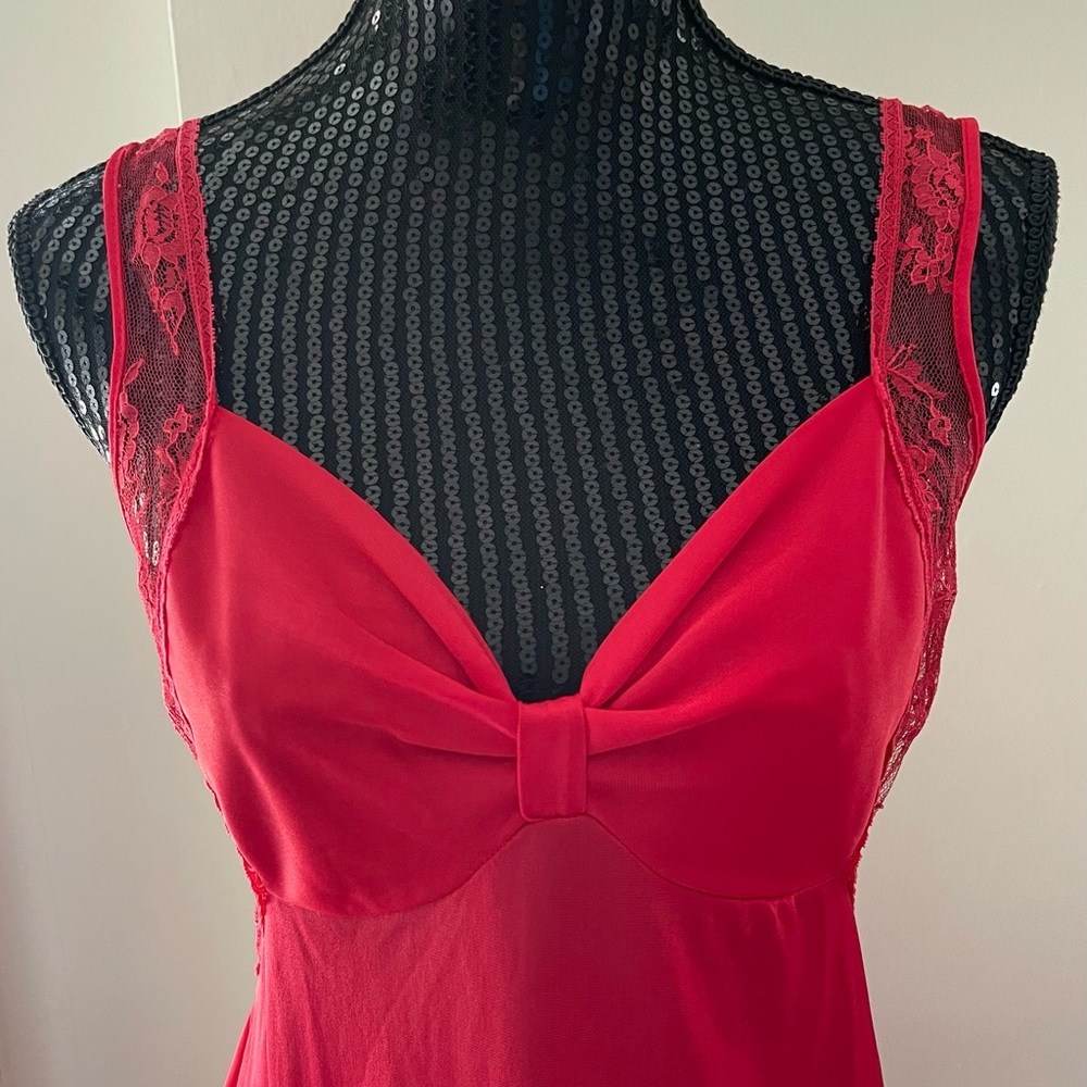 Vintage Bright Red Long Nightgown - Picture 2 of 12